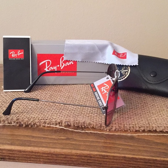 Black frame aviator Ray Bans - Picture 2 of 3